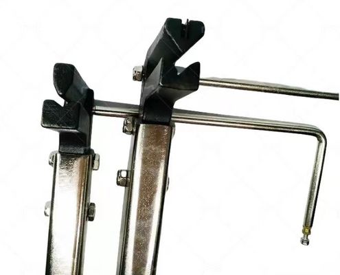 পেঙ্গুইন আকৃতির উল্লম্ব বাঁকা বাঁক ম্যানুয়াল প্যান্টার ধাতু চ্যানেল চিঠি বাঁক সরঞ্জাম