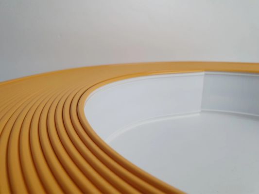 চ্যানেল লেটার অ্যালুমিনিয়াম ট্রিম ক্যাপ উচ্চ কঠোরতা সঙ্গে 50M / রোল চ্যানেল লেটার ট্রিম ক্যাপ