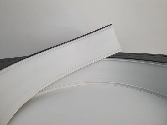 কালো অ্যালুমিনিয়াম চ্যানেল কয়েল J টাইপ ট্রিম ক্যাপ কয়েল যথার্থ হাত বাঁক জন্য